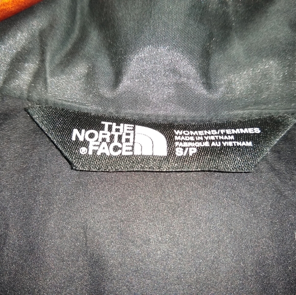 Northface coat size small very warm black - Picture 1 of 3